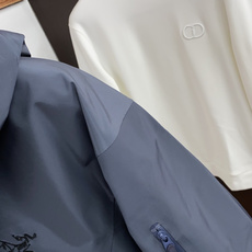 SV七代冲锋衣💎 𝗔𝗥𝗖‘𝗧𝗘𝗥𝗬𝗫始祖鸟 Alpha系列 Sv 第7代 GORE-TEX Pro 刺绣Logo图案休 SV七代冲锋衣💎 𝗔𝗥𝗖‘𝗧𝗘𝗥𝗬𝗫始祖鸟 Alpha系列 Sv 第7代 GORE-TEX Pro 刺绣Logo图案休