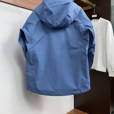 SV七代冲锋衣💎 𝗔𝗥𝗖‘𝗧𝗘𝗥𝗬𝗫始祖鸟 Alpha系列 Sv 第7代 GORE-TEX Pro 刺绣Logo图案休 SV七代冲锋衣💎 𝗔𝗥𝗖‘𝗧𝗘𝗥𝗬𝗫始祖鸟 Alpha系列 Sv 第7代 GORE-TEX Pro 刺绣Logo图案休