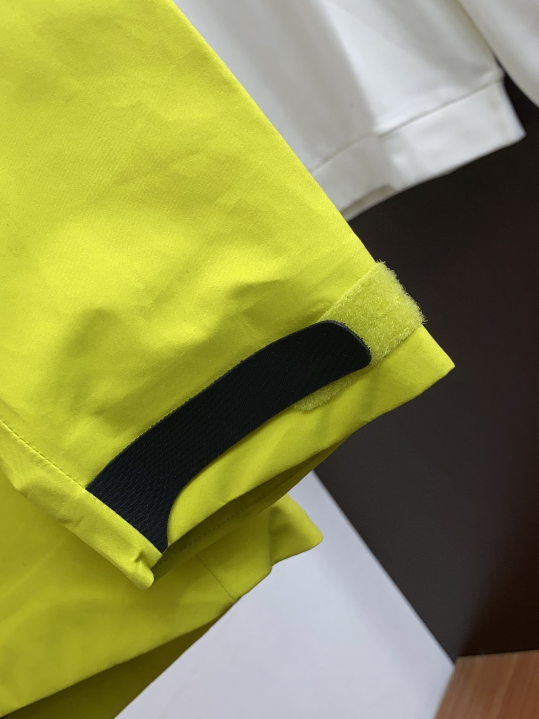 SV七代冲锋衣💎 𝗔𝗥𝗖‘𝗧𝗘𝗥𝗬𝗫始祖鸟  Alpha系列 Sv 第7代 GORE-TEX Pro 刺绣Logo图案休