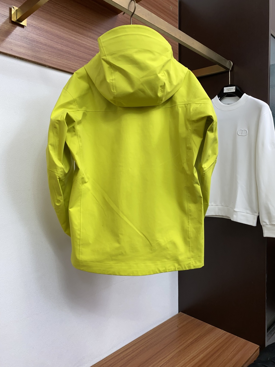 SV七代冲锋衣💎 𝗔𝗥𝗖‘𝗧𝗘𝗥𝗬𝗫始祖鸟  Alpha系列 Sv 第7代 GORE-TEX Pro 刺绣Logo图案休