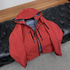 SV七代冲锋衣💎 𝗔𝗥𝗖‘𝗧𝗘𝗥𝗬𝗫始祖鸟 Alpha系列 Sv 第7代 GORE-TEX Pro 刺绣Logo图案休 SV七代冲锋衣💎 𝗔𝗥𝗖‘𝗧𝗘𝗥𝗬𝗫始祖鸟 Alpha系列 Sv 第7代 GORE-TEX Pro 刺绣Logo图案休