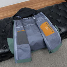 SV七代冲锋衣💎 𝗔𝗥𝗖‘𝗧𝗘𝗥𝗬𝗫始祖鸟 Alpha系列 Sv 第7代 GORE-TEX Pro 刺绣Logo图案休 SV七代冲锋衣💎 𝗔𝗥𝗖‘𝗧𝗘𝗥𝗬𝗫始祖鸟 Alpha系列 Sv 第7代 GORE-TEX Pro 刺绣Logo图案休