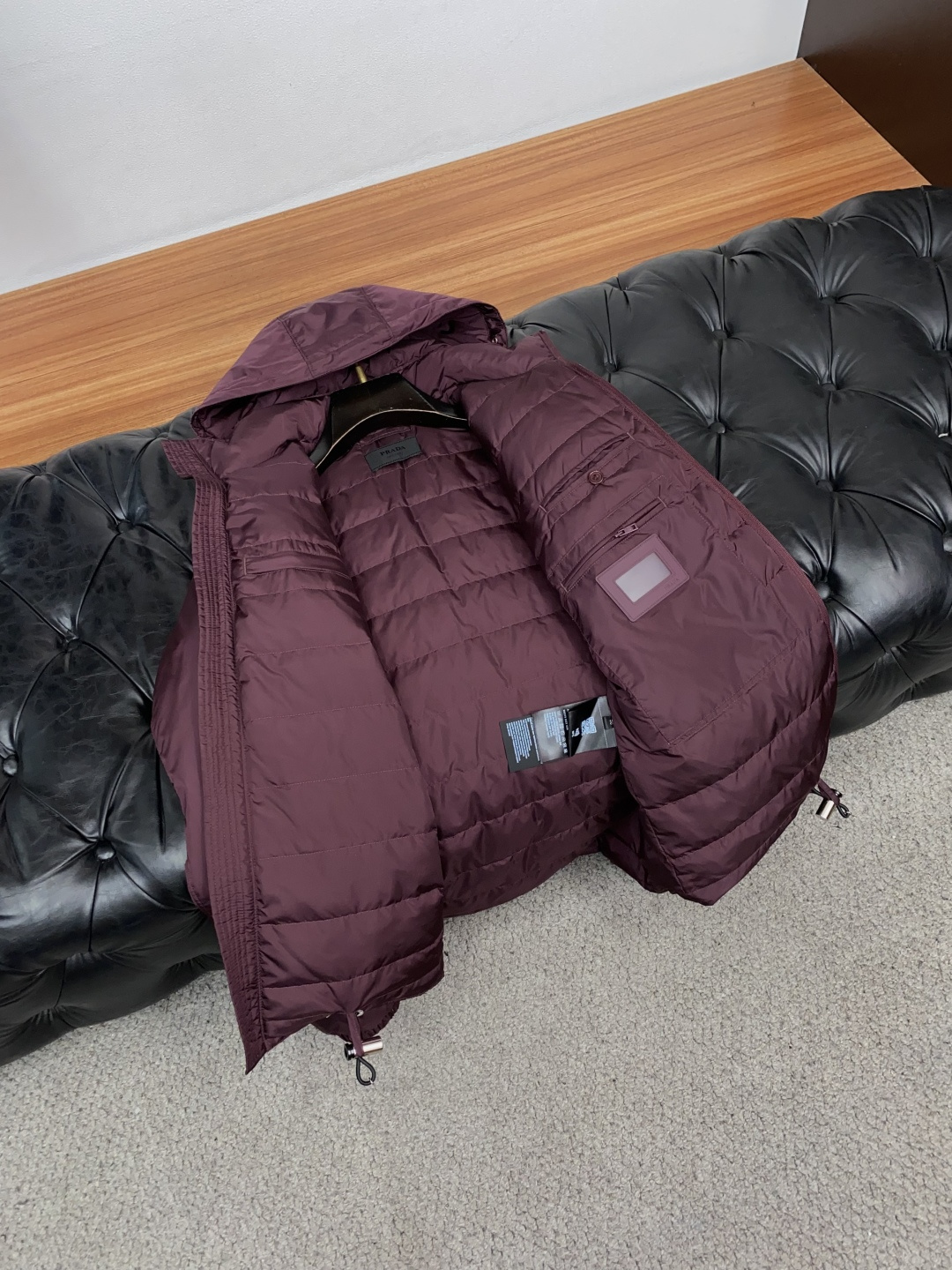 普拉达 26ss最新品 针织拼接商务鹅绒羽绒服外套,设计帅气有型!百搭必备单品,时尚潮牌, 轻松营造酷帅氛围感 ,高级感 普拉达 26ss最新品 针织拼接商务鹅绒羽绒服外套,设计帅气有型!百搭必备单品,时尚潮牌, 轻松营造酷帅氛围感 ,高级感