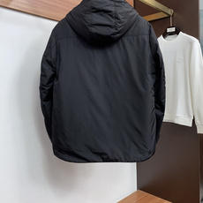 普拉达 26ss最新品 针织拼接商务鹅绒羽绒服外套,设计帅气有型!百搭必备单品,时尚潮牌, 轻松营造酷帅氛围感 ,高级感 普拉达 26ss最新品 针织拼接商务鹅绒羽绒服外套,设计帅气有型!百搭必备单品,时尚潮牌, 轻松营造酷帅氛围感 ,高级感