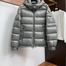 Moncler蒙口 M-3xL 玛雅经典款顶级鹅绒羽绒服 专柜同款品质,殿堂级经典玛雅系列,男女同款! 高级哑光面料,拒 Moncler蒙口 M-3xL 玛雅经典款顶级鹅绒羽绒服 专柜同款品质,殿堂级经典玛雅系列,男女同款! 高级哑光面料,拒