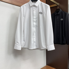 迪奥 26 FW秋冬新款男士休闲定制亚商务翻领衬衣,男士商务休闲百搭时尚衬衫!贸易公司渠道稀出,同步官网发售!时装设计的 迪奥 26 FW秋冬新款男士休闲定制亚商务翻领衬衣,男士商务休闲百搭时尚衬衫!贸易公司渠道稀出,同步官网发售!时装设计的