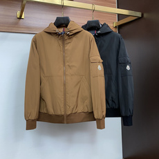 蒙口 码数M-3xL 重磅推荐!2026秋冬新品 官网同步发售 简约立领棉衣夹克外套 进口原版高品质聚酯纤维面料,工艺垂 蒙口 码数M-3xL 重磅推荐!2026秋冬新品 官网同步发售 简约立领棉衣夹克外套 进口原版高品质聚酯纤维面料,工艺垂