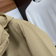 巴宝莉 码数M-3xL 重磅推荐!2026秋冬新品 官网同步发售 简约立领棉衣夹克外套 进口原版高品质聚酯纤维面料,工艺 巴宝莉 码数M-3xL 重磅推荐!2026秋冬新品 官网同步发售 简约立领棉衣夹克外套 进口原版高品质聚酯纤维面料,工艺