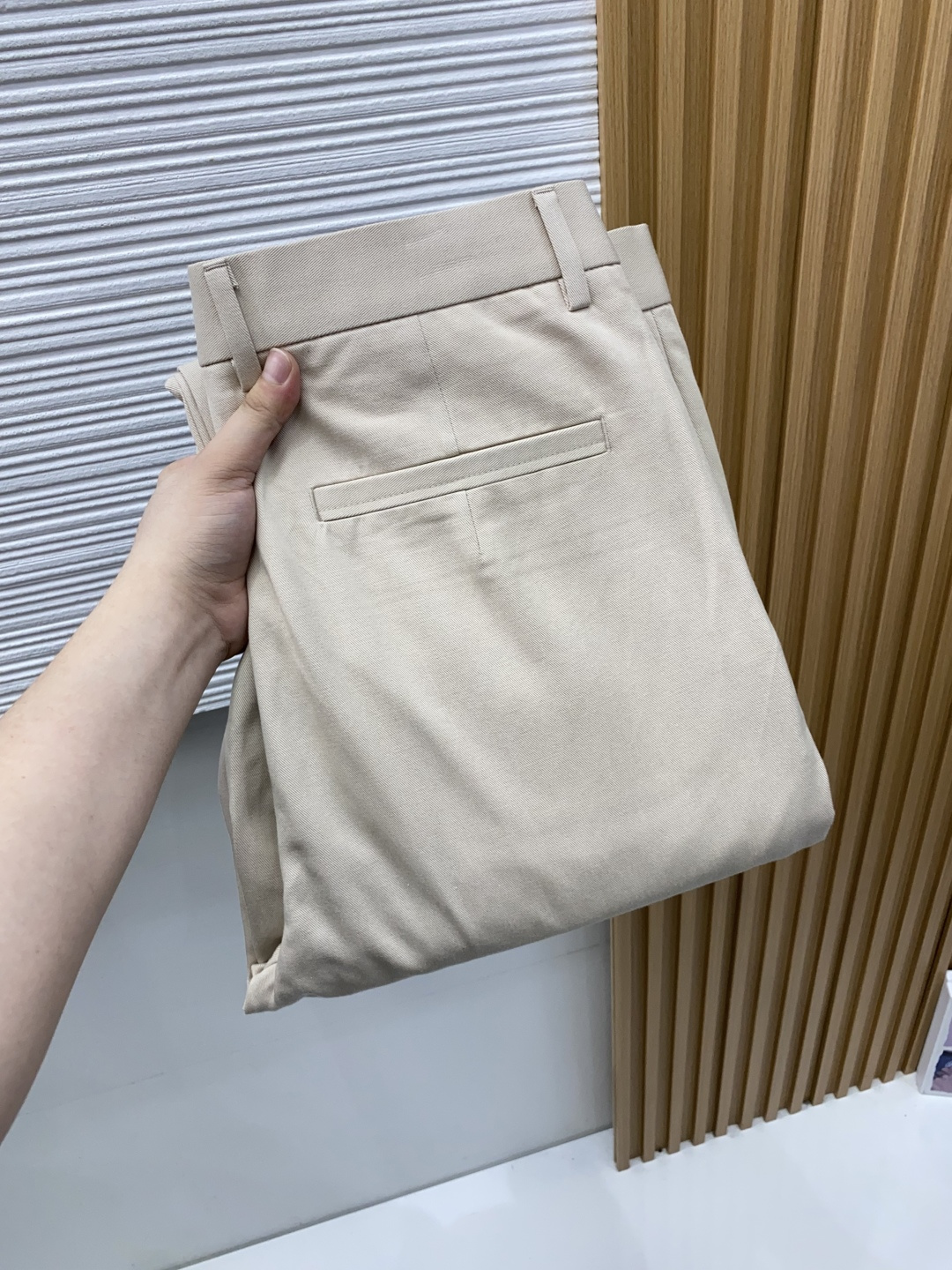 杰尼亚 2026新款 休闲裤 定制面料 55%天丝 35%棉 10%亚麻 码数S-4xL 杰尼亚 2026新款 休闲裤 定制面料 55%天丝 35%棉 10%亚麻 码数S-4xL