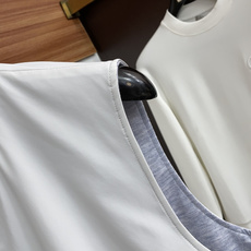 Loro piana 诺悠翩雅 2026ss春季新款发布双面马甲夹克外套,秋冬季爆款外套,经典剪刀臂章设计,穿上就是舒适 Loro piana 诺悠翩雅 2026ss春季新款发布双面马甲夹克外套,秋冬季爆款外套,经典剪刀臂章设计,穿上就是舒适