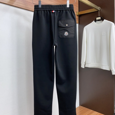 蒙口 M-3xL 休闲运动套装|纯正老钱松弛感 低调立领拉链外套+直筒长裤成套搭配 甄选细腻羊毛混纺面料,软糯亲肤,透气 蒙口 M-3xL 休闲运动套装|纯正老钱松弛感 低调立领拉链外套+直筒长裤成套搭配 甄选细腻羊毛混纺面料,软糯亲肤,透气