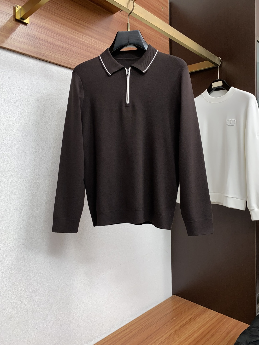 杰尼亚 尺码M-3xL 2026秋冬长袖翻领Polo羊毛衫 成分 羊毛衫 工艺 齐脚针织 老钱风 视觉主调,休闲时尚款式 杰尼亚 尺码M-3xL 2026秋冬长袖翻领Polo羊毛衫 成分 羊毛衫 工艺 齐脚针织 老钱风 视觉主调,休闲时尚款式