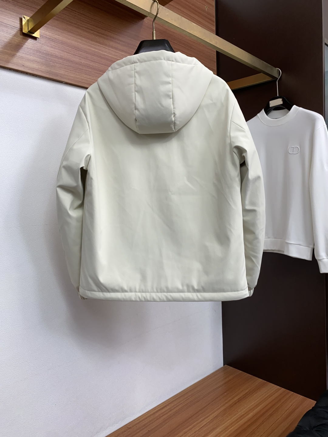 BC 羽绒服 爆款原版1:1订制五金配件全进口原版定制 欢迎专柜对比 绝对的高品质 采用顶级新国标90白鸭绒 超柔软 充