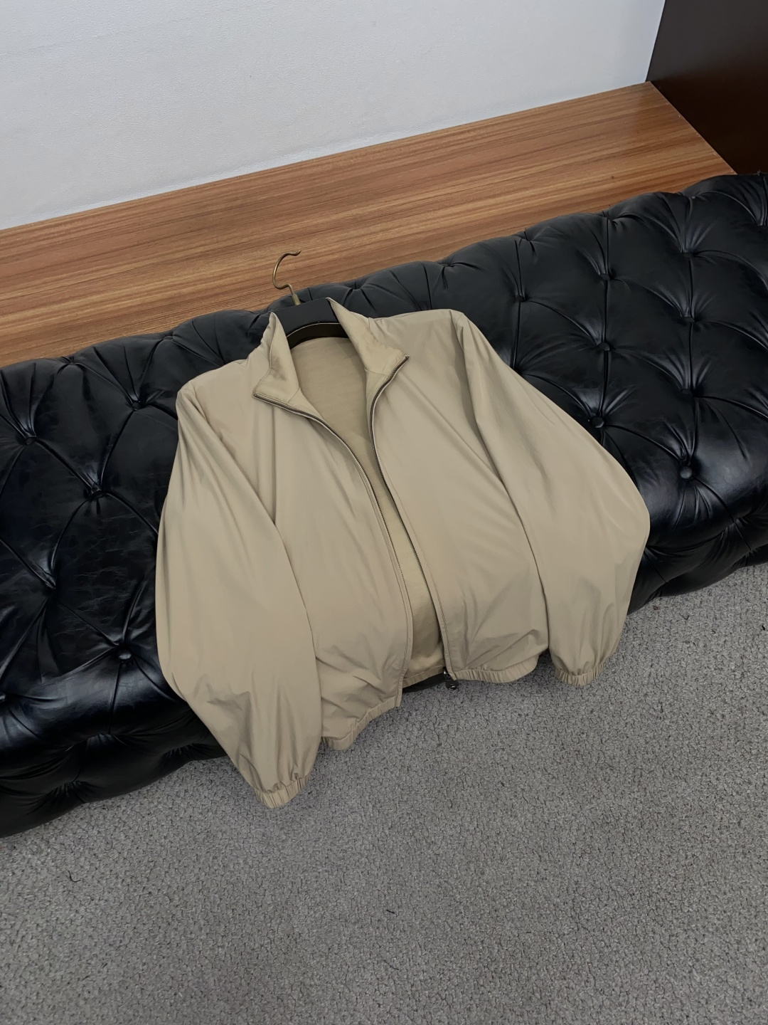 Loro Piana 诺悠翩雅 26秋冬新款双面夹克外套 针织外套羊毛混纺纱线 一线品牌的要求理念 款式大方时尚 上身有