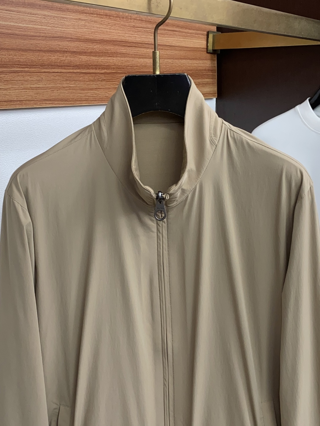 Loro Piana 诺悠翩雅 26秋冬新款双面夹克外套 针织外套羊毛混纺纱线 一线品牌的要求理念 款式大方时尚 上身有