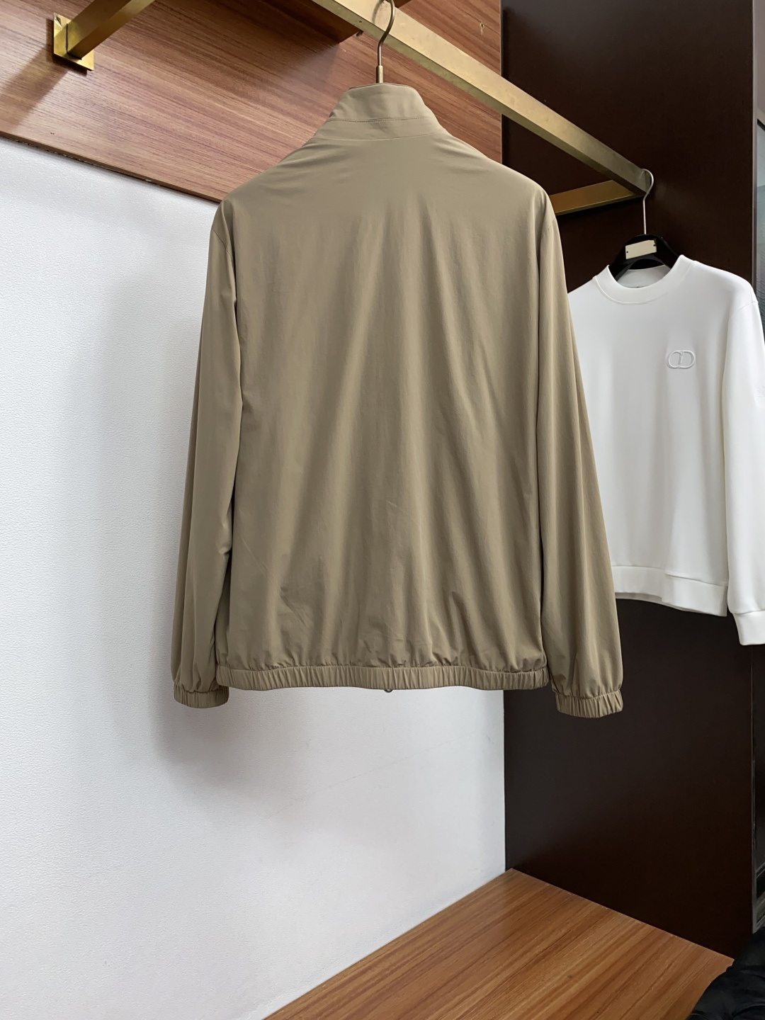 Loro Piana 诺悠翩雅 26秋冬新款双面夹克外套 针织外套羊毛混纺纱线 一线品牌的要求理念 款式大方时尚 上身有