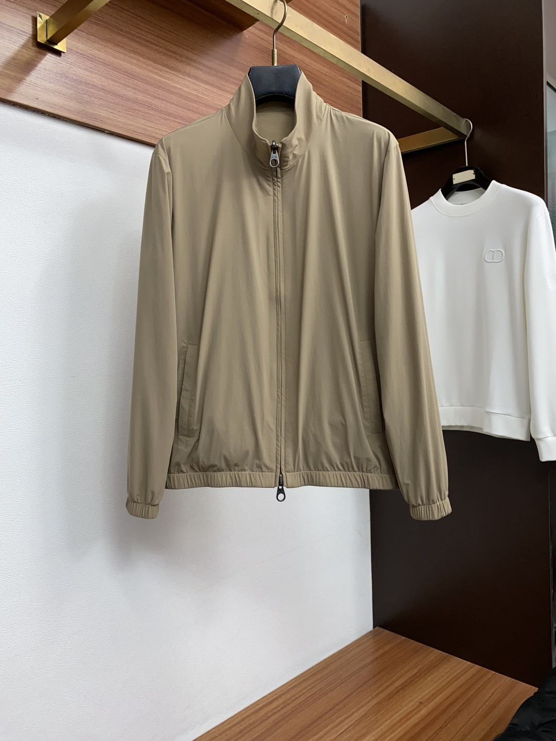 Loro Piana 诺悠翩雅 26秋冬新款双面夹克外套 针织外套羊毛混纺纱线 一线品牌的要求理念 款式大方时尚 上身有