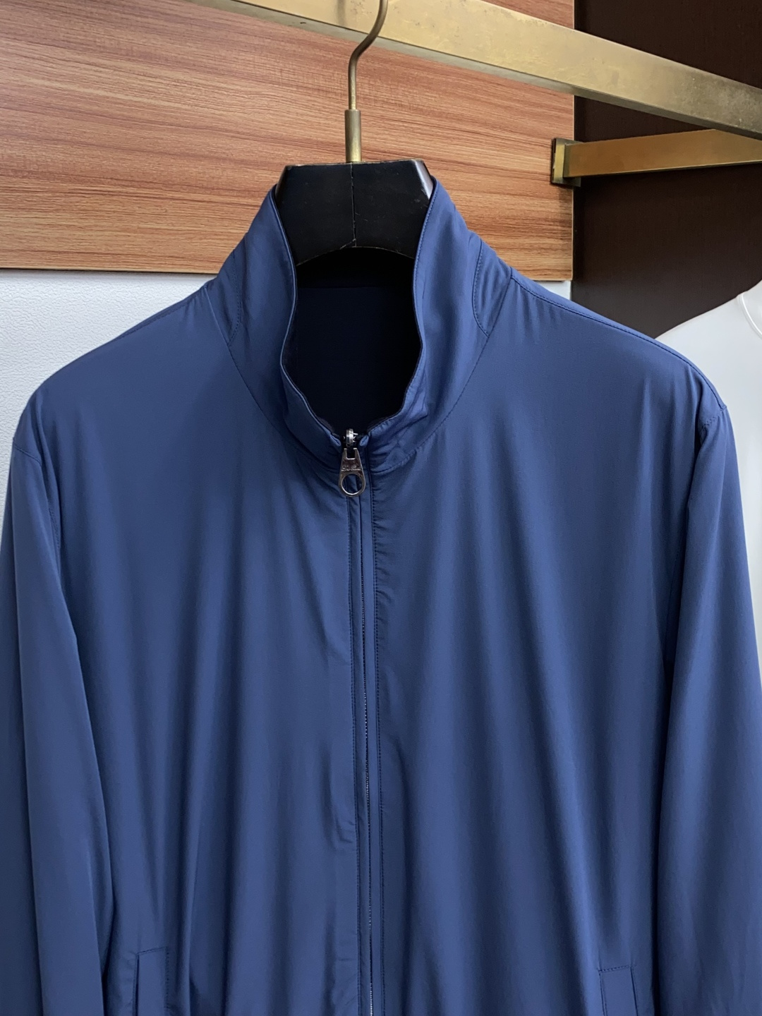 Loro Piana 诺悠翩雅 26秋冬新款双面夹克外套 针织外套羊毛混纺纱线 一线品牌的要求理念 款式大方时尚 上身有