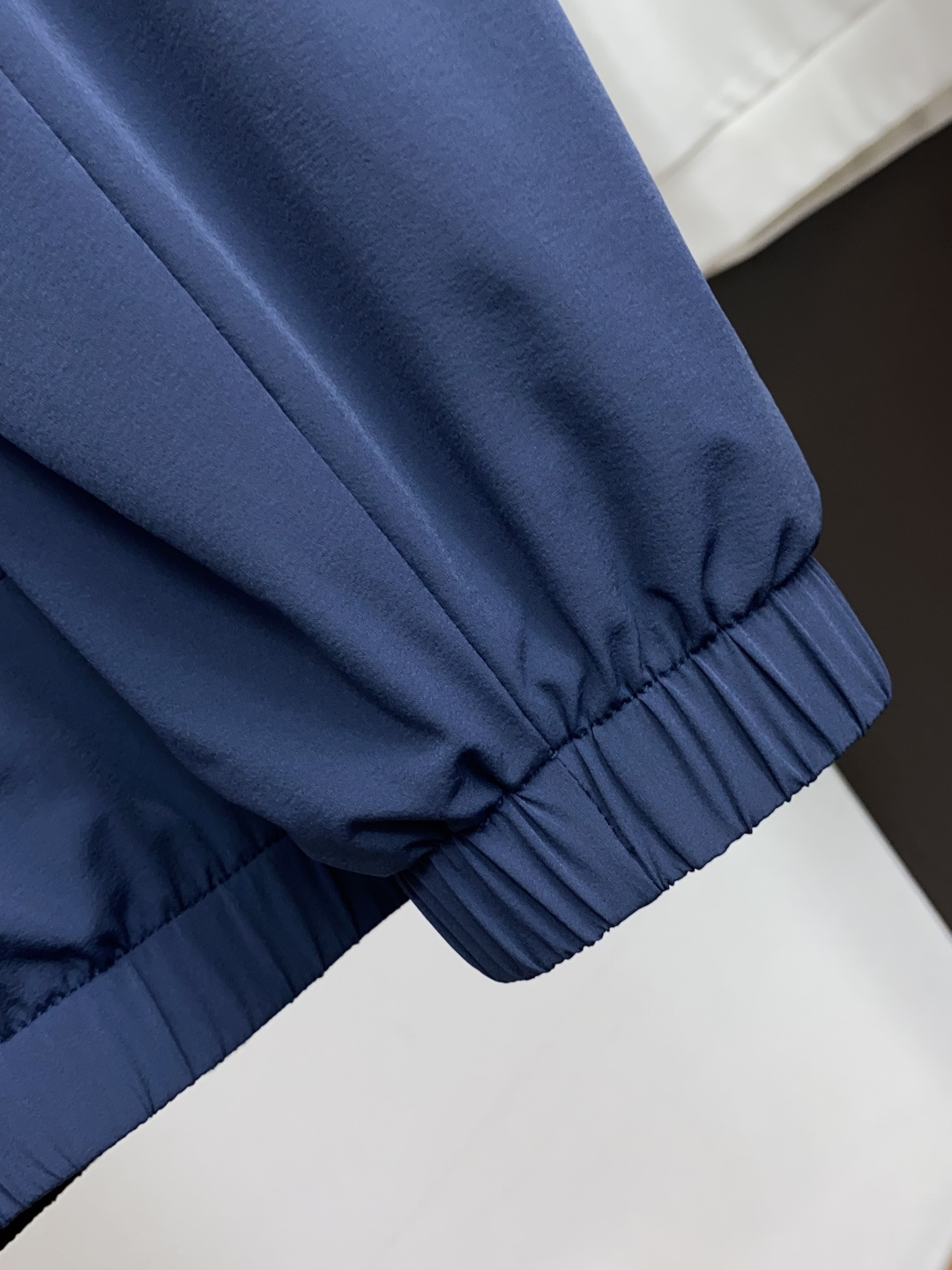 Loro Piana 诺悠翩雅 26秋冬新款双面夹克外套 针织外套羊毛混纺纱线 一线品牌的要求理念 款式大方时尚 上身有