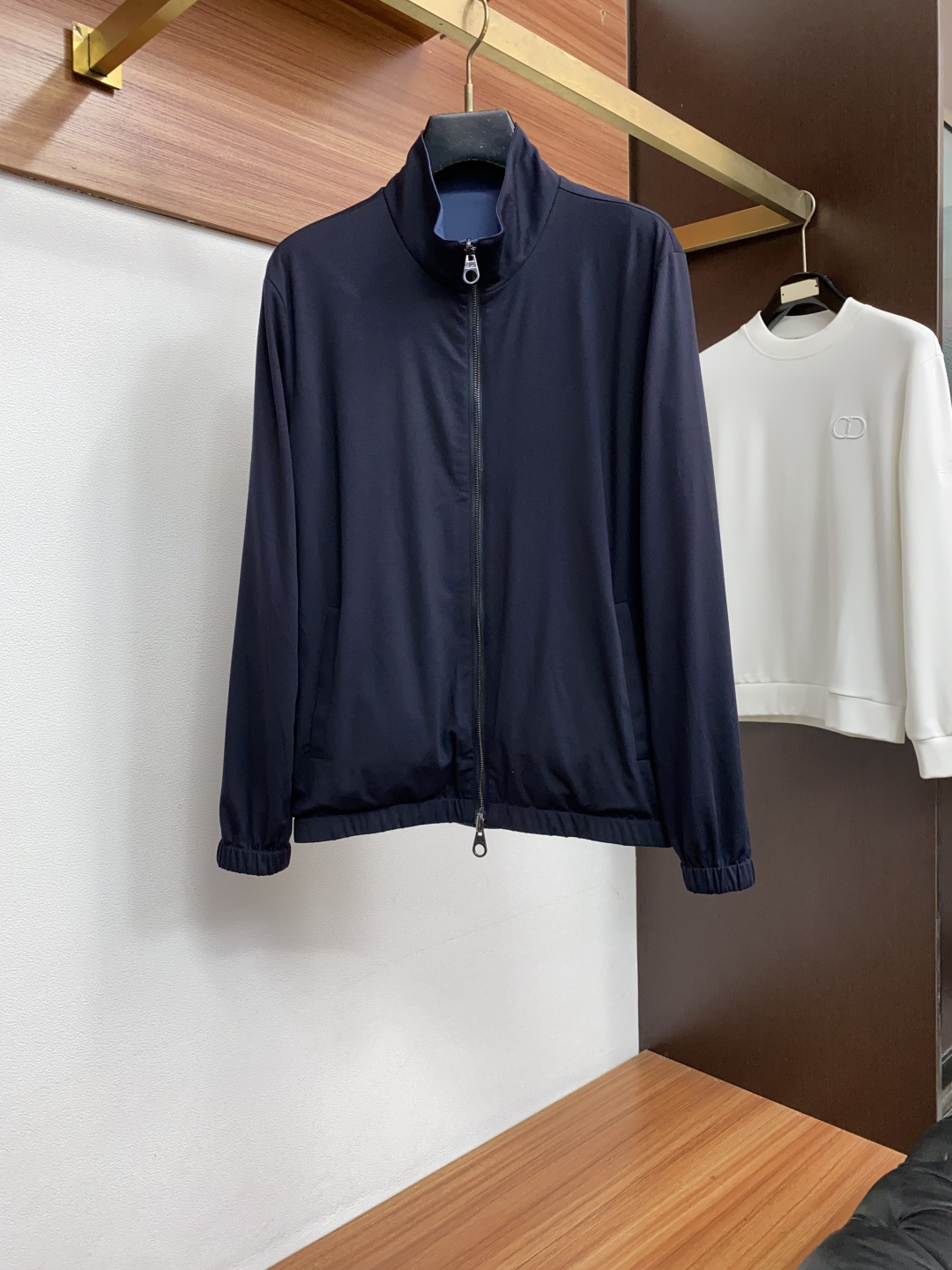 Loro Piana 诺悠翩雅 26秋冬新款双面夹克外套 针织外套羊毛混纺纱线 一线品牌的要求理念 款式大方时尚 上身有