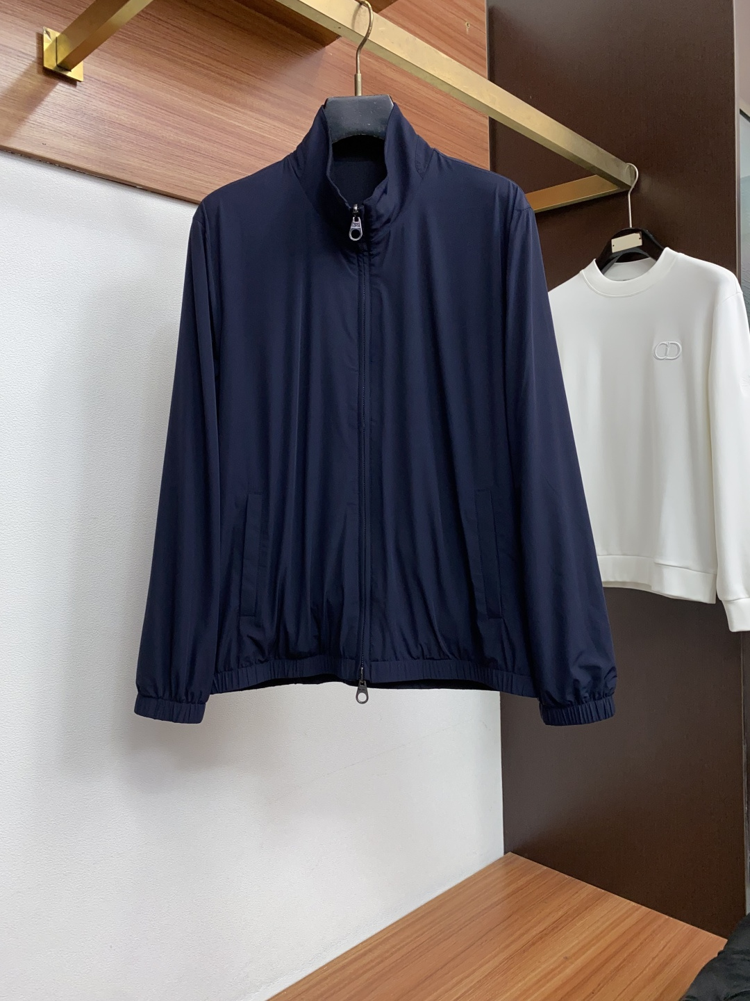 Loro Piana 诺悠翩雅 26秋冬新款双面夹克外套 针织外套羊毛混纺纱线 一线品牌的要求理念 款式大方时尚 上身有