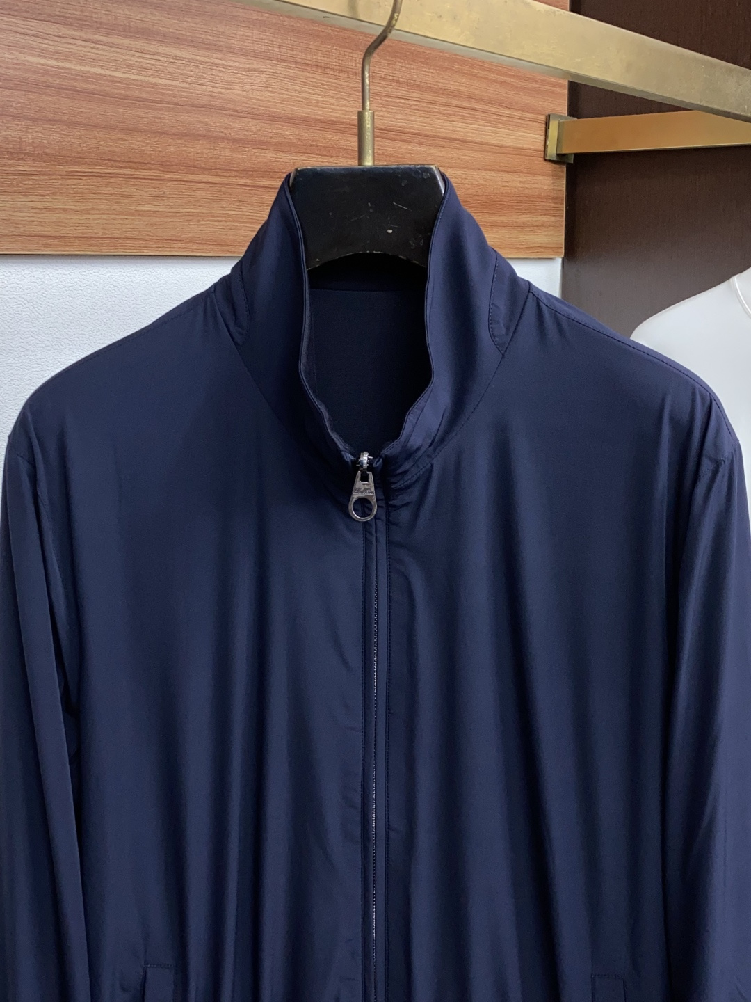 Loro Piana 诺悠翩雅 26秋冬新款双面夹克外套 针织外套羊毛混纺纱线 一线品牌的要求理念 款式大方时尚 上身有