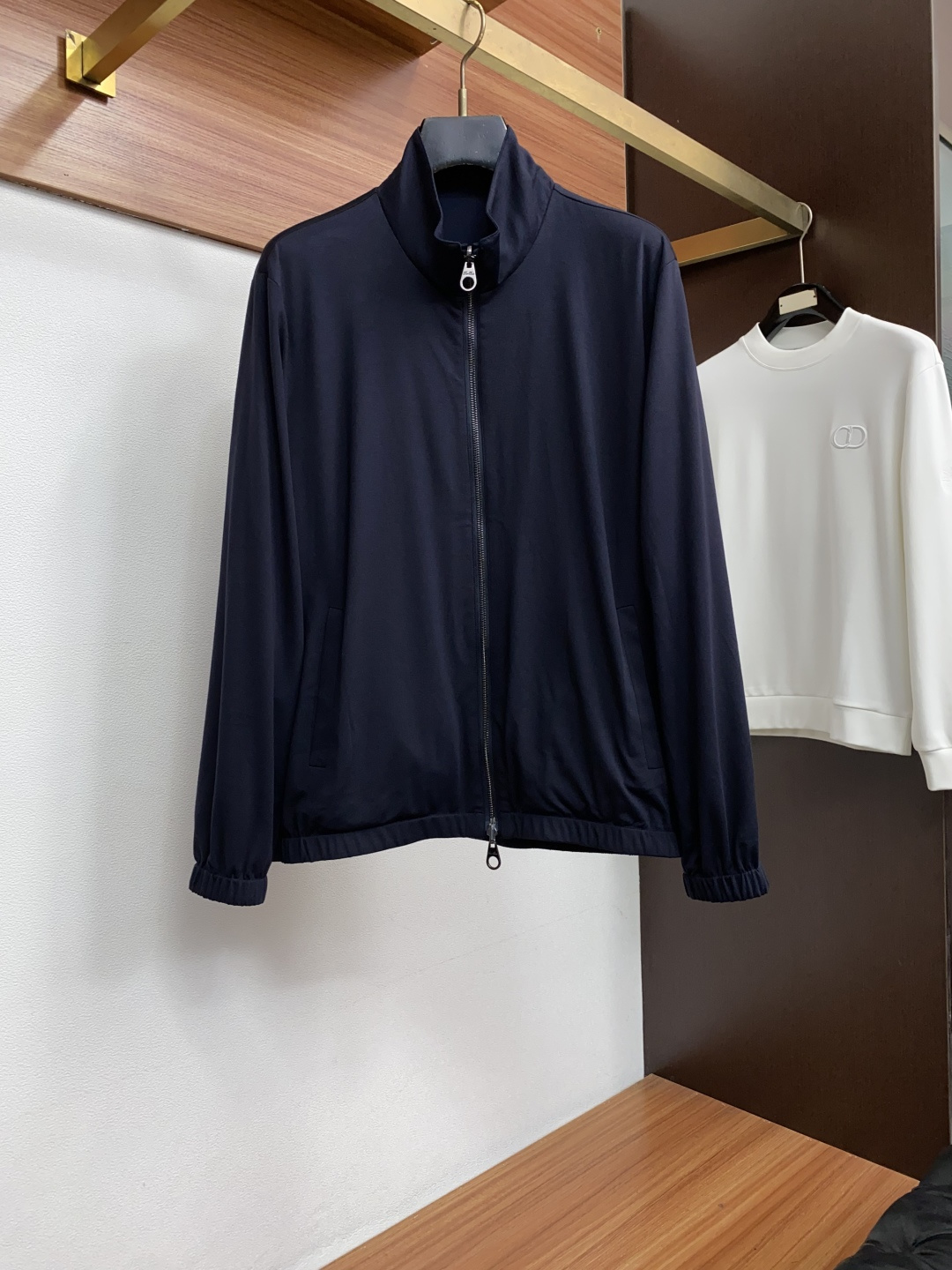Loro Piana 诺悠翩雅 26秋冬新款双面夹克外套 针织外套羊毛混纺纱线 一线品牌的要求理念 款式大方时尚 上身有