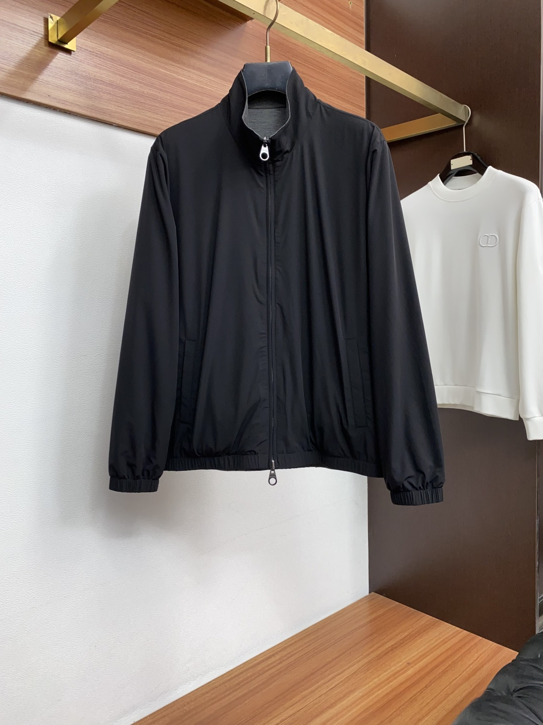 Loro Piana 诺悠翩雅 26秋冬新款双面夹克外套 针织外套羊毛混纺纱线 一线品牌的要求理念 款式大方时尚 上身有
