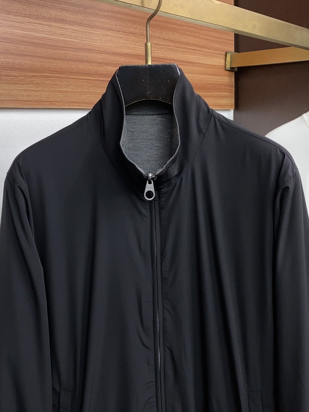 Loro Piana 诺悠翩雅 26秋冬新款双面夹克外套 针织外套羊毛混纺纱线 一线品牌的要求理念 款式大方时尚 上身有