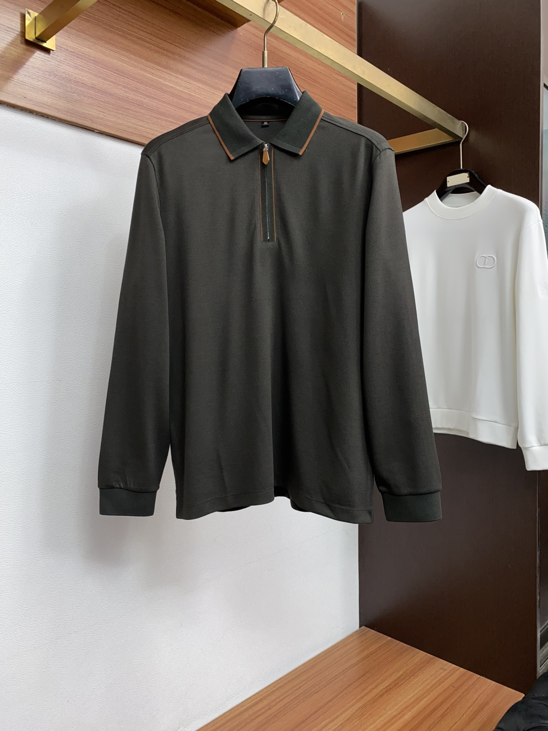 Loro Piana 诺悠翩雅 码数 M-3xL2026新款男士高端简约翻领Polo长袖衫，香港洋行渠道货，纯正血统品质