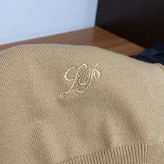 Loro Piana 诺悠翩雅 M-3xL 2026新款秋冬男士高端简约圆领针织翻领羊毛长袖毛衣,香港洋行渠道货,纯正血 Loro Piana 诺悠翩雅 M-3xL 2026新款秋冬男士高端简约圆领针织翻领羊毛长袖毛衣,香港洋行渠道货,纯正血