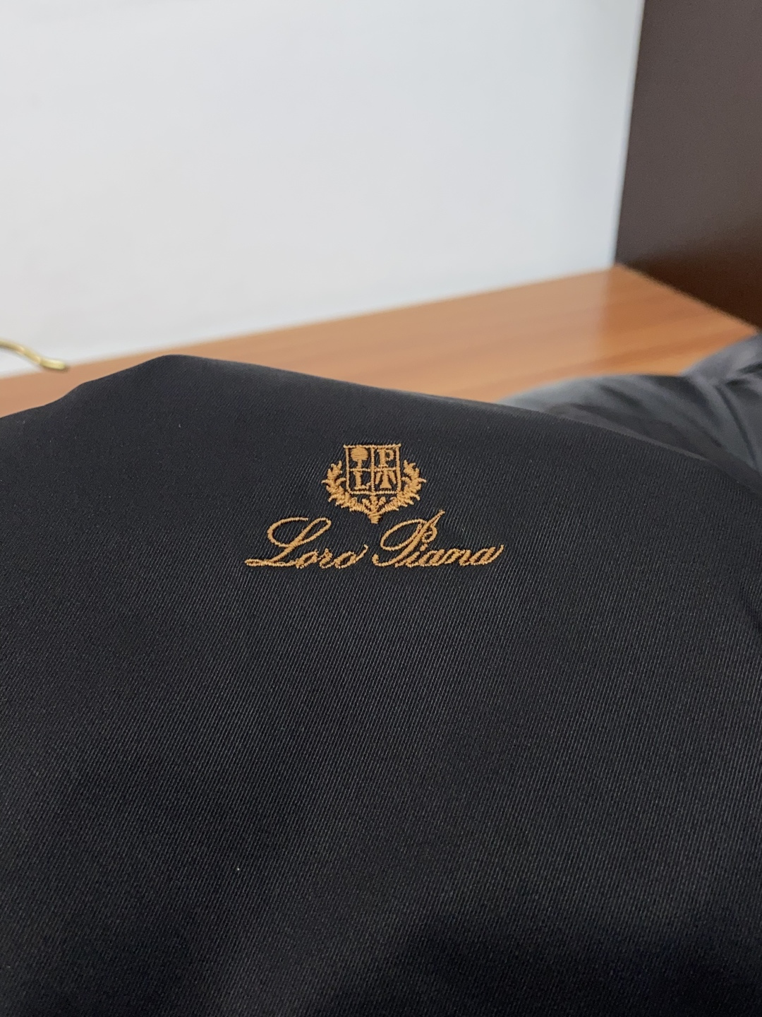 Loro Piana 诺悠翩雅 2026ss新款发布夹克外套，秋冬季爆款外套，经典设计，穿上就是舒适自在又显瘦的存在，慵