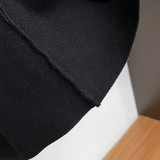 Loro Piana 诺悠翩雅 尺码M-4xL 2026秋冬翻领针织短袖 工艺 老钱风 领口提花logo视觉主调,休闲 Loro Piana 诺悠翩雅 尺码M-4xL 2026秋冬翻领针织短袖 工艺 老钱风 领口提花logo视觉主调,休闲