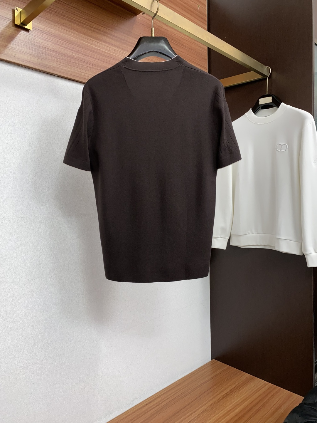 BC 尺码M-4xL 2026秋冬圆领针织短袖  工艺 双色领老钱风 视觉主调，休闲时尚款式 功能 时尚休闲 百搭打底单