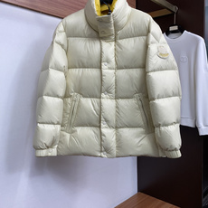 蒙口 羽绒服 爆款原版1:1订制五金配件全进口原版定制 欢迎专柜对比 绝对的高品质 采用顶级新国标90白鸭绒 超柔软 充 蒙口 羽绒服 爆款原版1:1订制五金配件全进口原版定制 欢迎专柜对比 绝对的高品质 采用顶级新国标90白鸭绒 超柔软 充