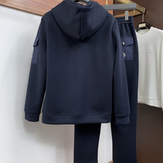 蒙口 M-3xL 休闲运动套装|纯正老钱松弛感 低调立领拉链外套+直筒长裤成套搭配 甄选细腻羊毛混纺面料,软糯亲肤,透气 蒙口 M-3xL 休闲运动套装|纯正老钱松弛感 低调立领拉链外套+直筒长裤成套搭配 甄选细腻羊毛混纺面料,软糯亲肤,透气