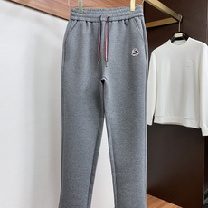蒙口 M-3xL 休闲运动套装|纯正老钱松弛感 低调立领拉链外套+直筒长裤成套搭配 甄选细腻羊毛混纺面料,软糯亲肤,透气 蒙口 M-3xL 休闲运动套装|纯正老钱松弛感 低调立领拉链外套+直筒长裤成套搭配 甄选细腻羊毛混纺面料,软糯亲肤,透气