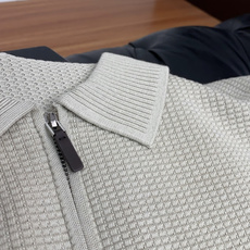 Loro Piana 诺悠翩雅 秋冬高品质 绵羊毛针织半拉链翻领加厚短袖毛衣 精品棉羊毛毛衣 男款高端定制臻品系列 隶属 Loro Piana 诺悠翩雅 秋冬高品质 绵羊毛针织半拉链翻领加厚短袖毛衣 精品棉羊毛毛衣 男款高端定制臻品系列 隶属
