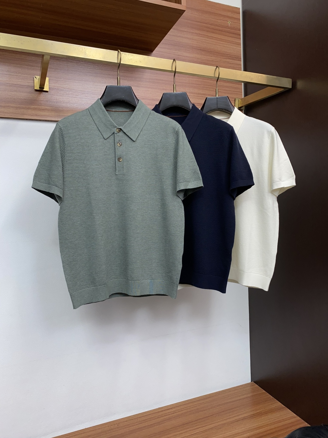 Loro Piana 诺悠翩雅 秋冬高品质 绵羊毛针织翻领加厚短袖毛衣 精品棉羊毛毛衣 男款高端定制臻品系列 隶属品牌高
