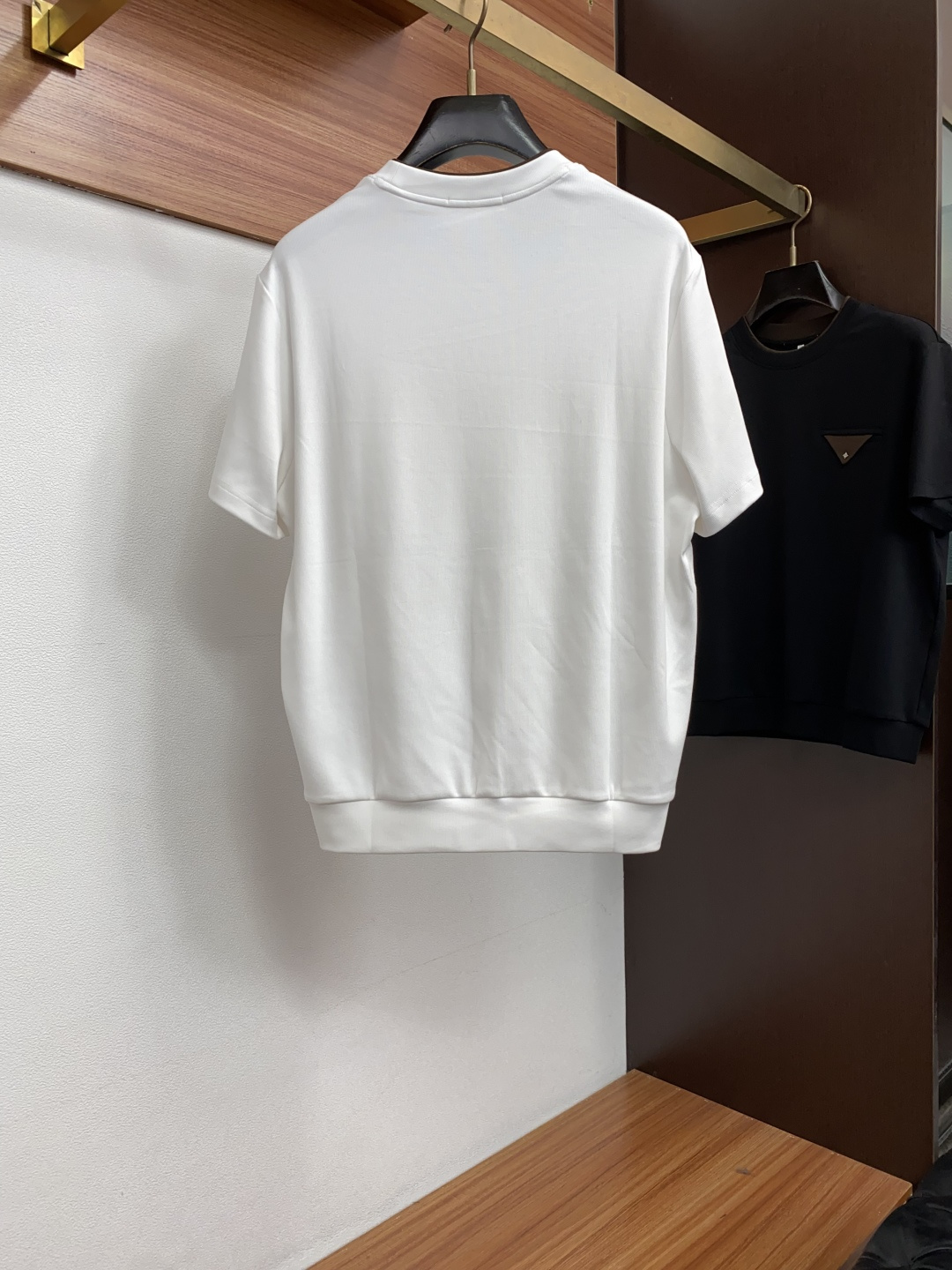 1v 路易威登 M-3xL 26秋冬男装专柜官网新品爆款面料超好 人气推荐秋冬必备莱赛尔380克空气层卫布男士圆领短袖 