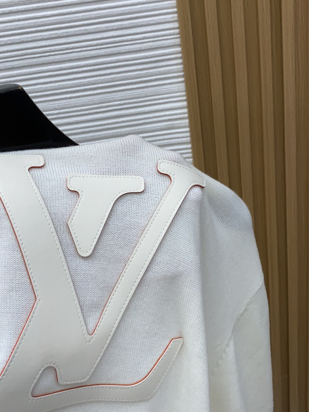 1v 路易威登 S-xxL 2026新款秋冬男士高端宽松款简约圆领针织羊毛短袖毛衣，香港洋行渠道货，纯正血统品质，秋冬新
