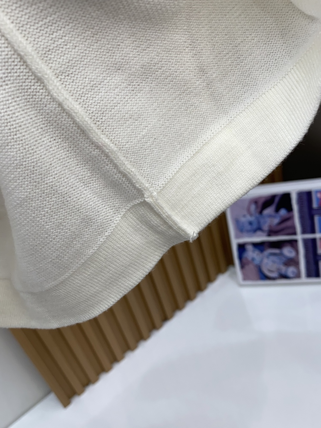 1v 路易威登 S-xxL 2026新款秋冬男士高端宽松款简约圆领针织羊毛短袖毛衣,香港洋行渠道货,纯正血统品质,秋冬新 1v 路易威登 S-xxL 2026新款秋冬男士高端宽松款简约圆领针织羊毛短袖毛衣,香港洋行渠道货,纯正血统品质,秋冬新