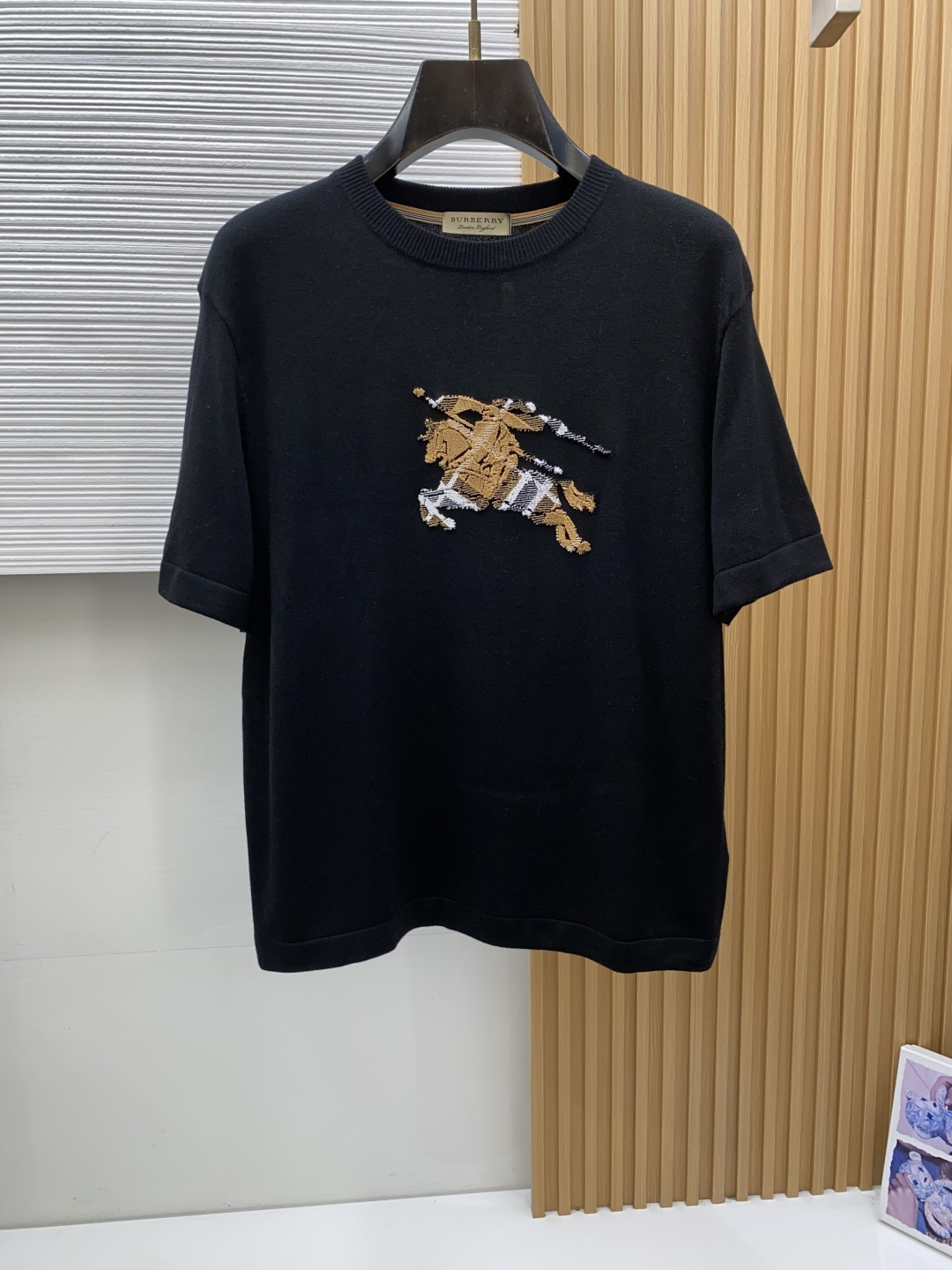 巴宝莉 S-xxL 2026新款秋冬男士高端宽松款简约圆领针织羊毛短袖毛衣，香港洋行渠道货，纯正血统品质，秋冬新款，经典