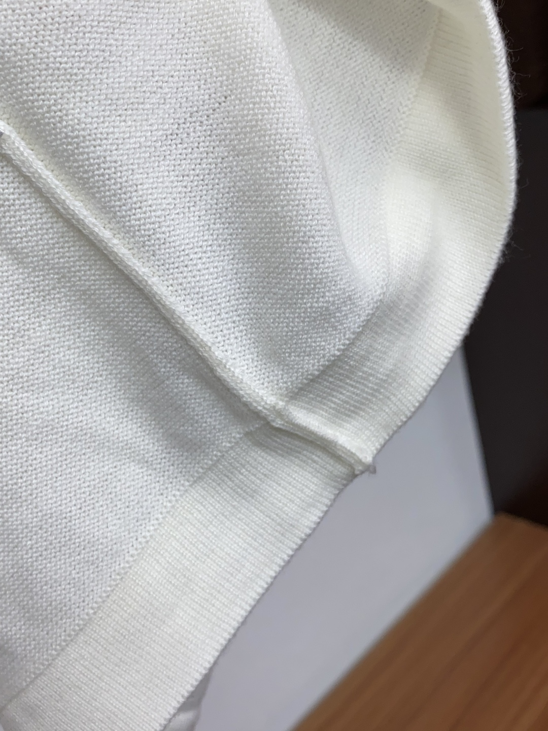 巴宝莉 S-xxL 2026新款秋冬男士高端宽松款简约圆领针织羊毛短袖毛衣,香港洋行渠道货,纯正血统品质,秋冬新款,经典 巴宝莉 S-xxL 2026新款秋冬男士高端宽松款简约圆领针织羊毛短袖毛衣,香港洋行渠道货,纯正血统品质,秋冬新款,经典