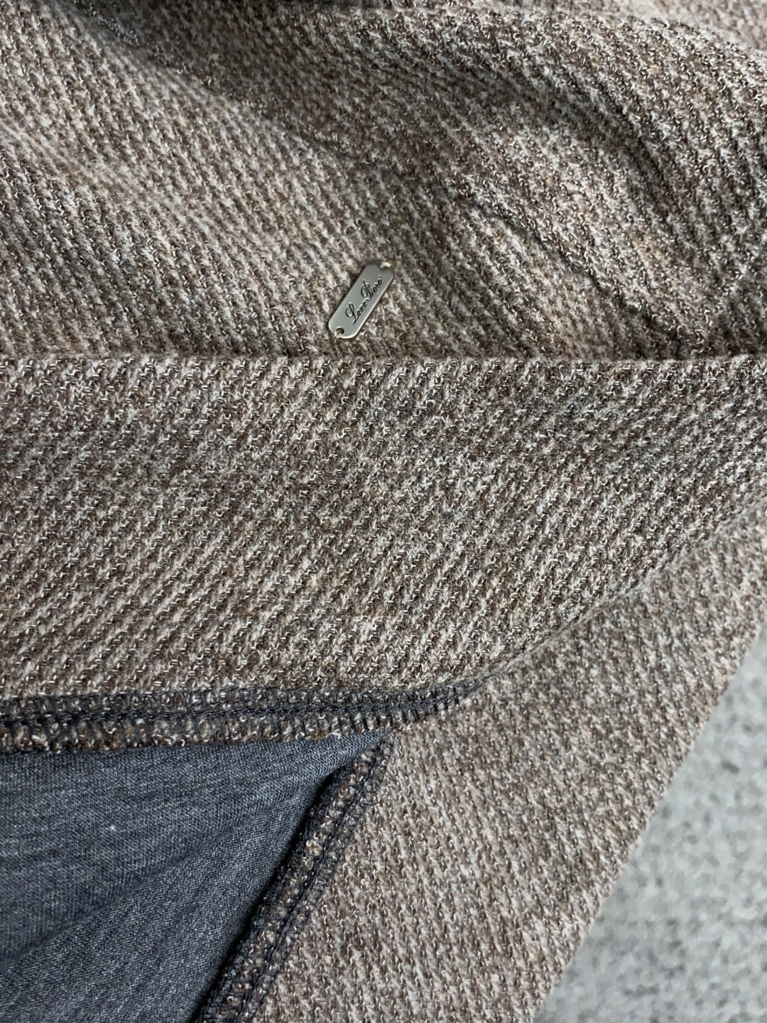 Loro Piana 诺悠翩雅 M-4xL2026新款男士高端简约翻领老钱风长袖衫，香港洋行渠道货，纯正血统品质，秋冬新