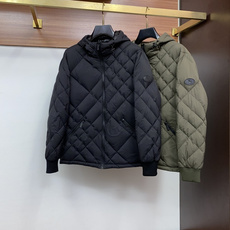 巴宝莉 26秋冬男士时尚羽绒服 轻奢时尚休闲风格,轻盈保暖柔软!低调系列时尚百搭,就是有型!香港贸易订单款,超级种草的 巴宝莉 26秋冬男士时尚羽绒服 轻奢时尚休闲风格,轻盈保暖柔软!低调系列时尚百搭,就是有型!香港贸易订单款,超级种草的