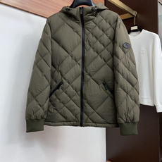 巴宝莉 26秋冬男士时尚羽绒服 轻奢时尚休闲风格,轻盈保暖柔软!低调系列时尚百搭,就是有型!香港贸易订单款,超级种草的 巴宝莉 26秋冬男士时尚羽绒服 轻奢时尚休闲风格,轻盈保暖柔软!低调系列时尚百搭,就是有型!香港贸易订单款,超级种草的