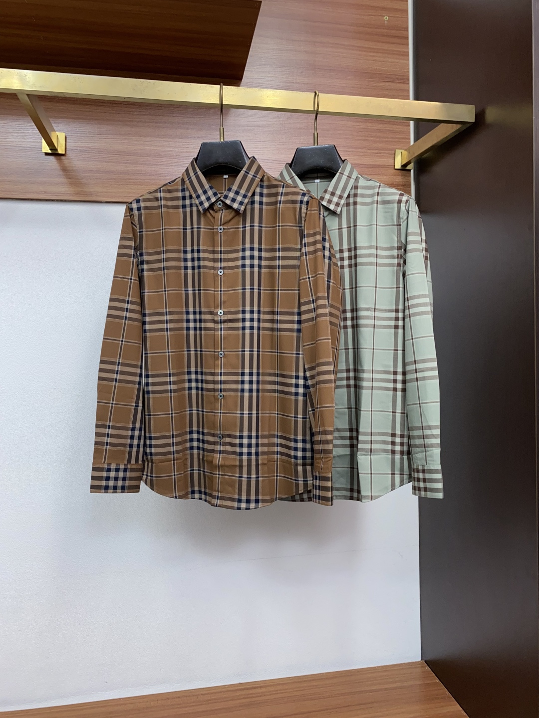 巴宝莉  官网1:1原单品质26ss新款秋冬格子对位衬衫原版5,200购入开发，面料采用100%锦纶定织格纹图案，确保衣