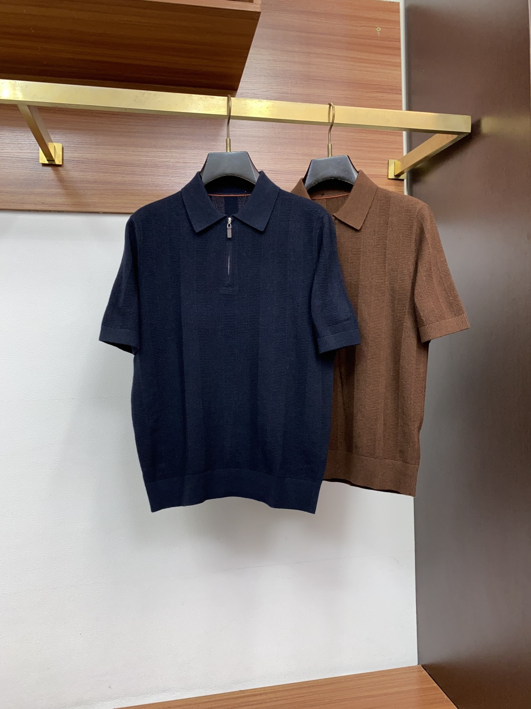 Loro Piana 诺悠翩雅 秋冬高品质 绵羊毛翻领短袖毛衣 精品毛衣 男款高端定制臻品系列 隶属品牌高端主线 专利顶