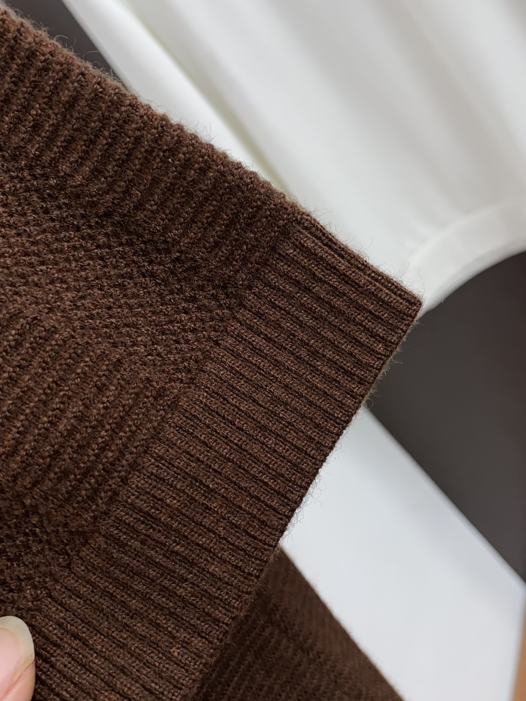 Loro Piana 诺悠翩雅 秋冬高品质 绵羊毛翻领短袖毛衣 精品毛衣 男款高端定制臻品系列 隶属品牌高端主线 专利顶
